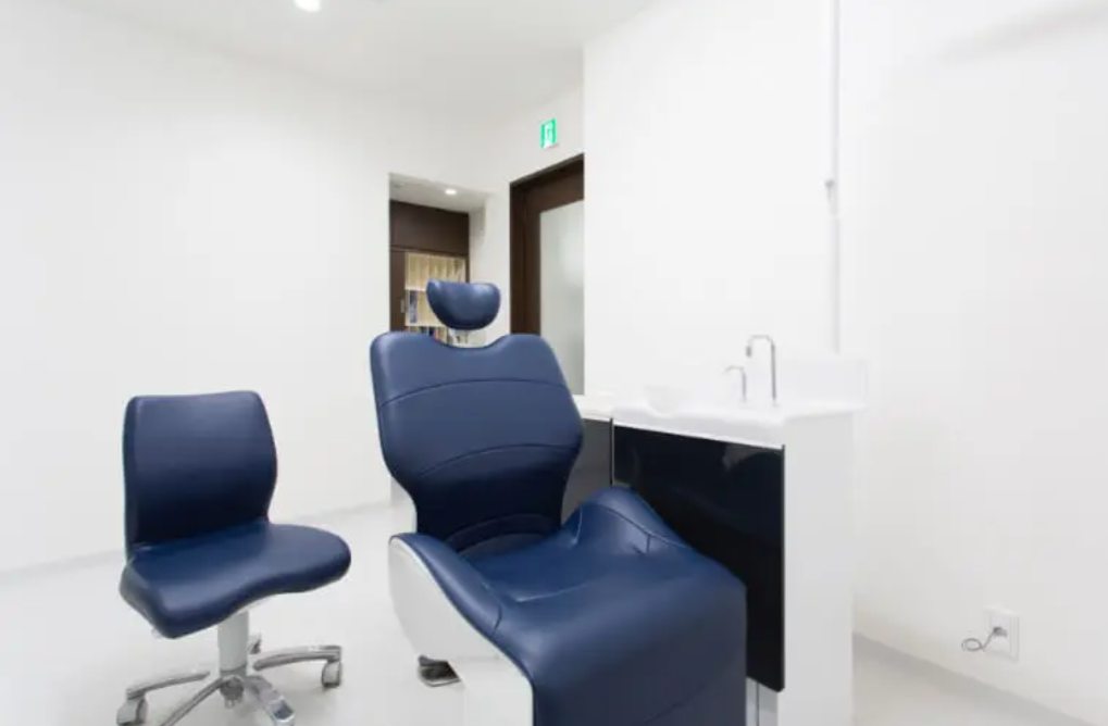 【今宿駅徒歩９分】日本矯正歯科学会所属の医師が在籍する矯正治療専門の「智治矯正歯科」です