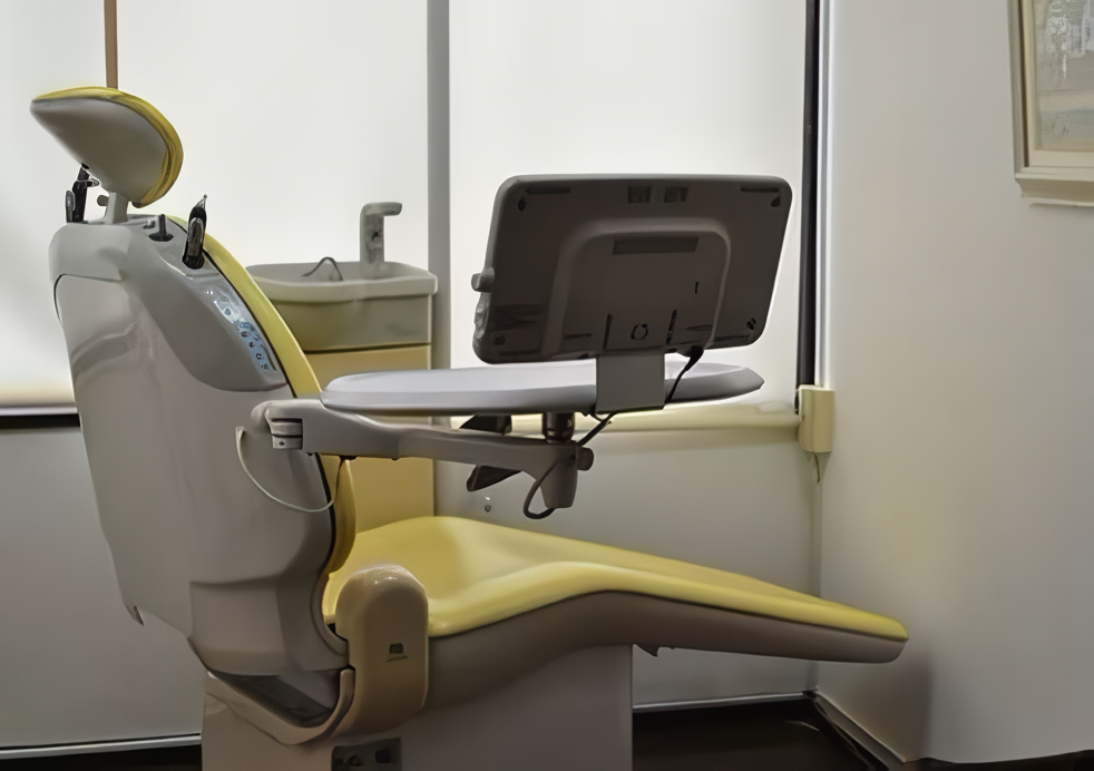 【地区センター駅から徒歩4分】【1992年開業の実績】明るく丁寧な女性医師によるコアラ歯科