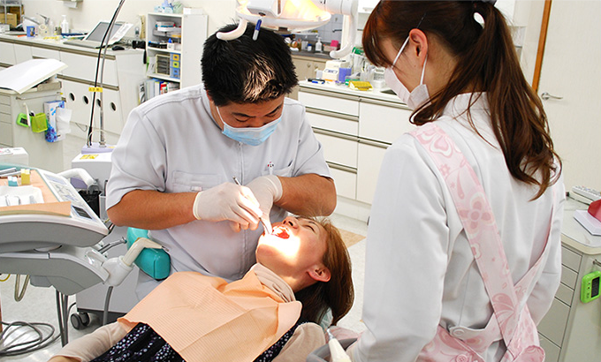 確実な予防と的確な治療で守る、健康な歯と笑顔