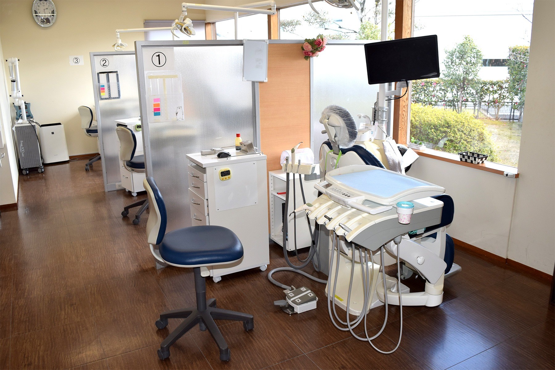 【姶良市・帖佐駅徒歩3分／訪問診療対応】入れ歯治療に強みをもつ つくし歯科医院