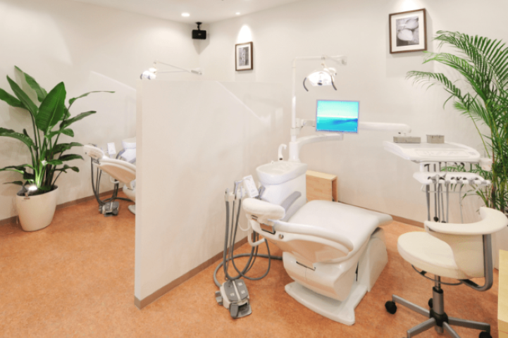 【横須賀中央駅から徒歩1分】土日診療が嬉しいワンラブデンタルクリニック