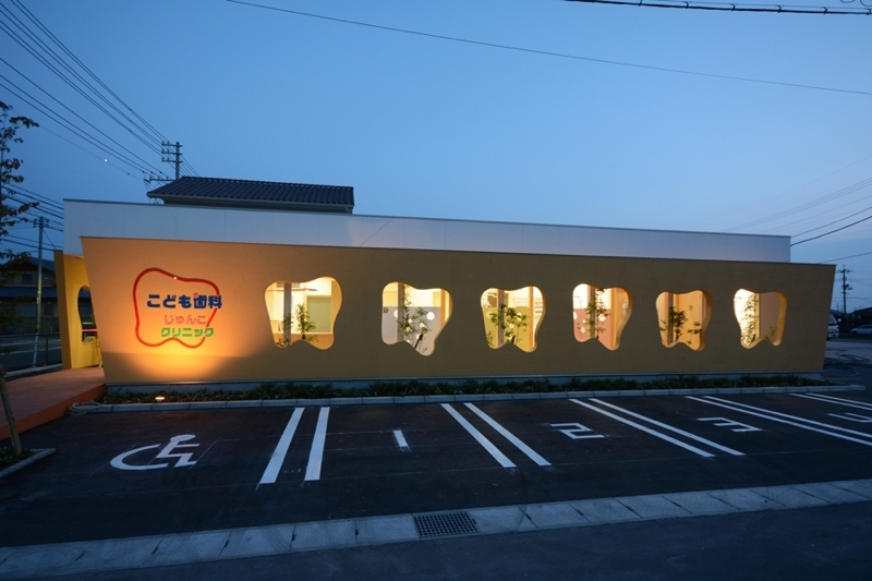 【日本小児歯科学会認定 小児歯科専門医在籍】【日本障害者歯科学会 障害者歯科認定医在籍】楽しく通える雰囲気を大切に、小児歯科専門医が治療を提供します