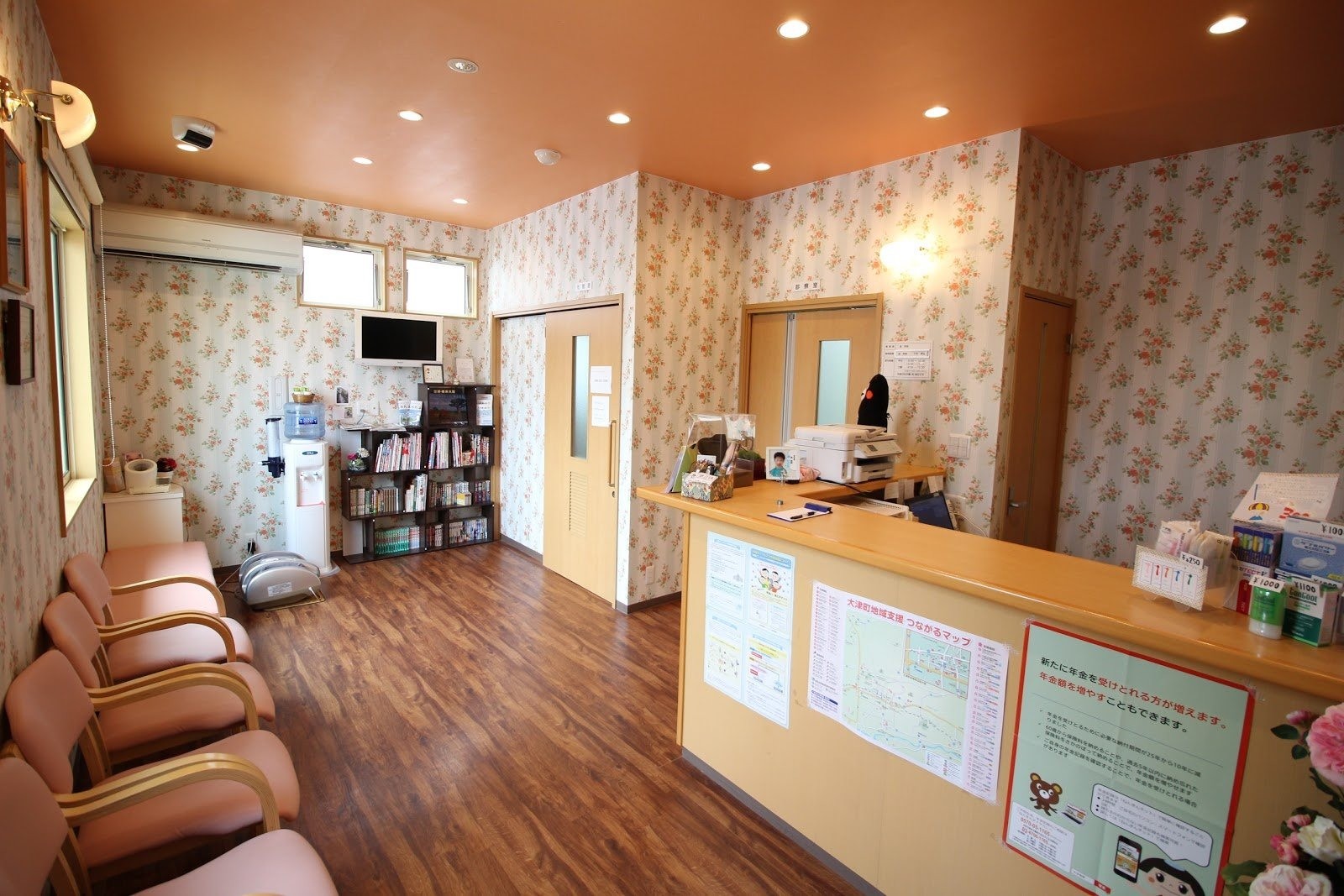 【土曜日診療対応・駐車場完備】地域に寄り添い幅広い相談に対応するハハ歯科医院