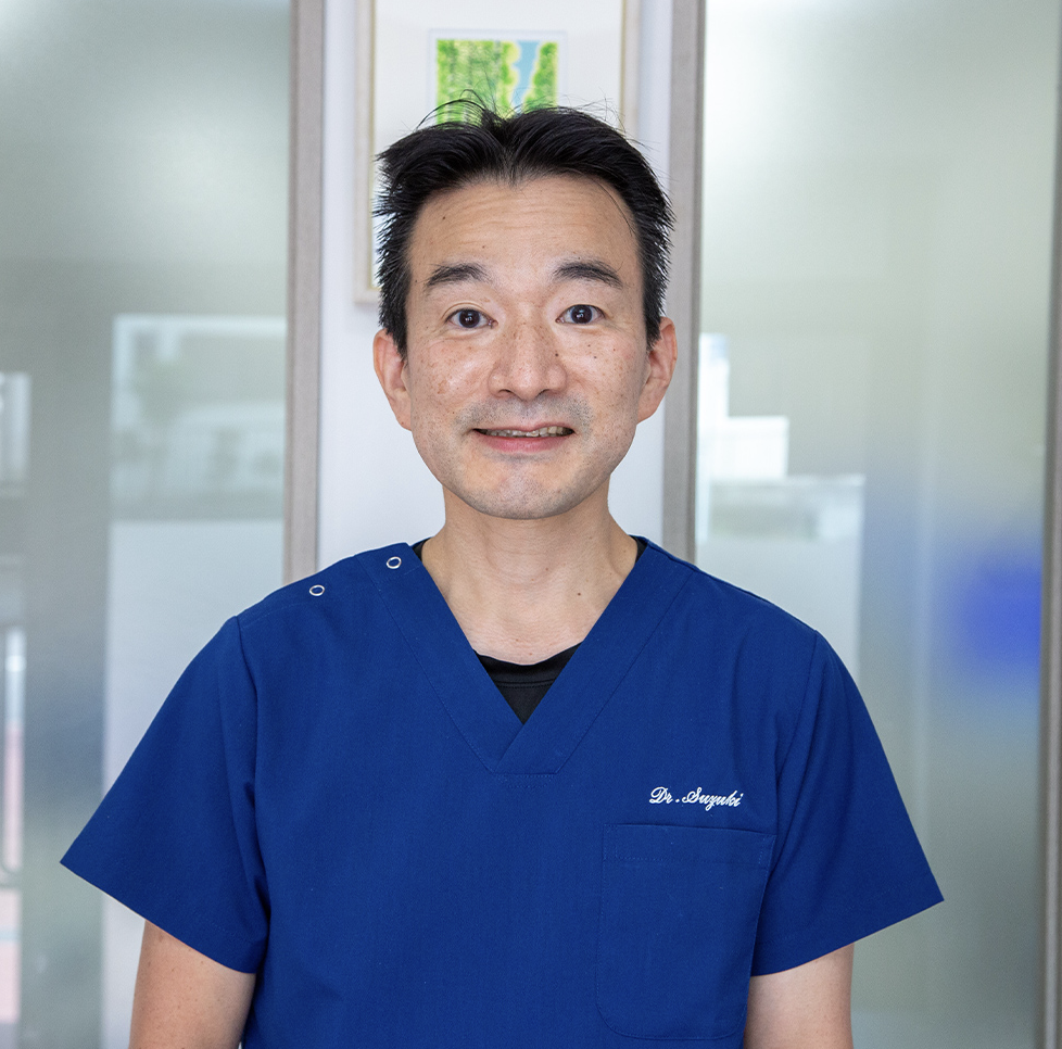 院長の鈴木 篤茂