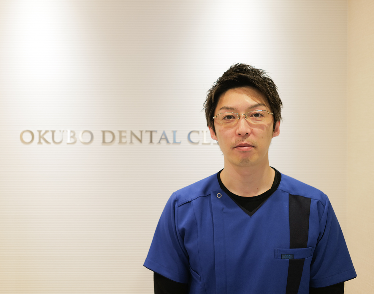 院長の大久保 建吾