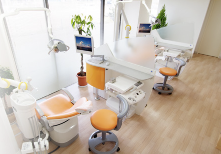 患者様が安心して治療を受けられる環境を整えることで、信頼と安全を大切にしています