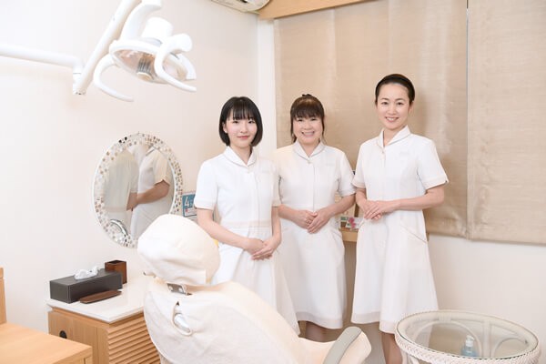 ホワイトエッセンスを受けることができます