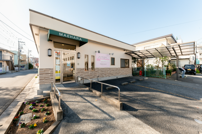 ①健康で美しい口元を目指します②外観③診療室