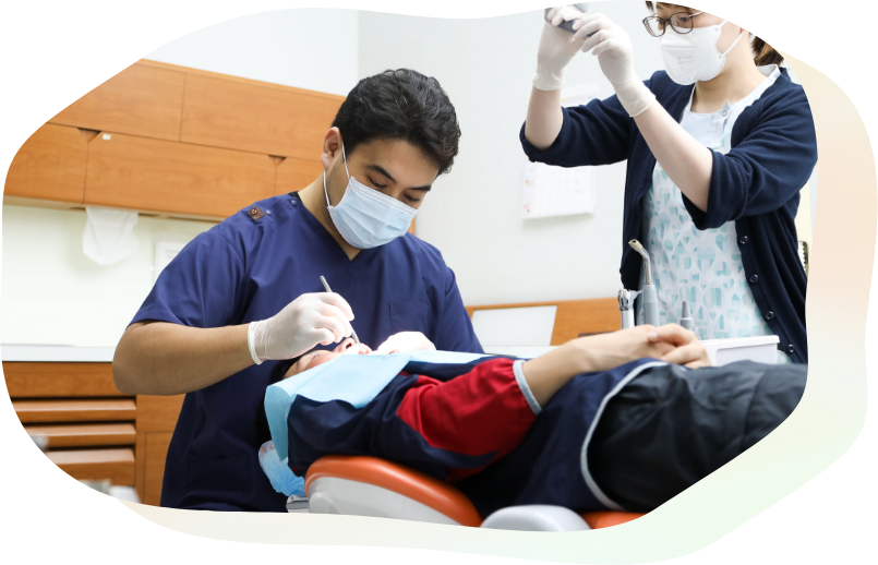 【のと鉄道七尾線 穴水駅 車で49分】ブルーラジカルに対応し予防を重視した診療を行う草山歯科医院