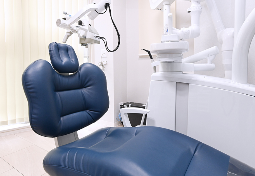 日本矯正歯科学会認定医が担当します。