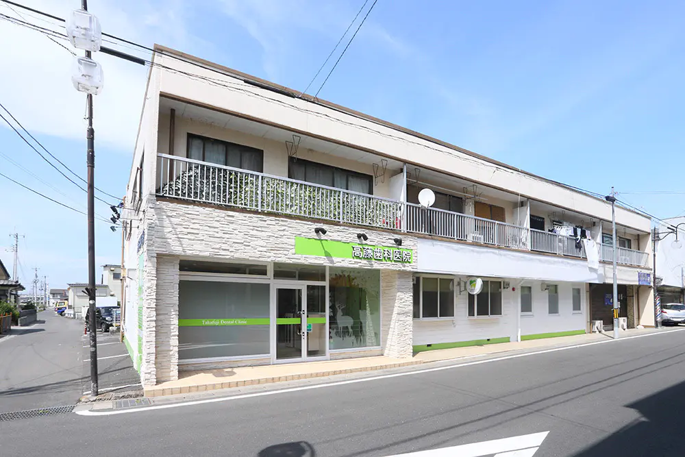 それぞれに合った治療計画を立案し、患者様にご納得いただけるよう丁寧な説明を心がけています