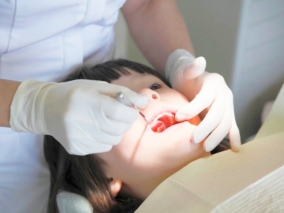 お子様の気持ちを大切にした小児歯科診療を行っています。