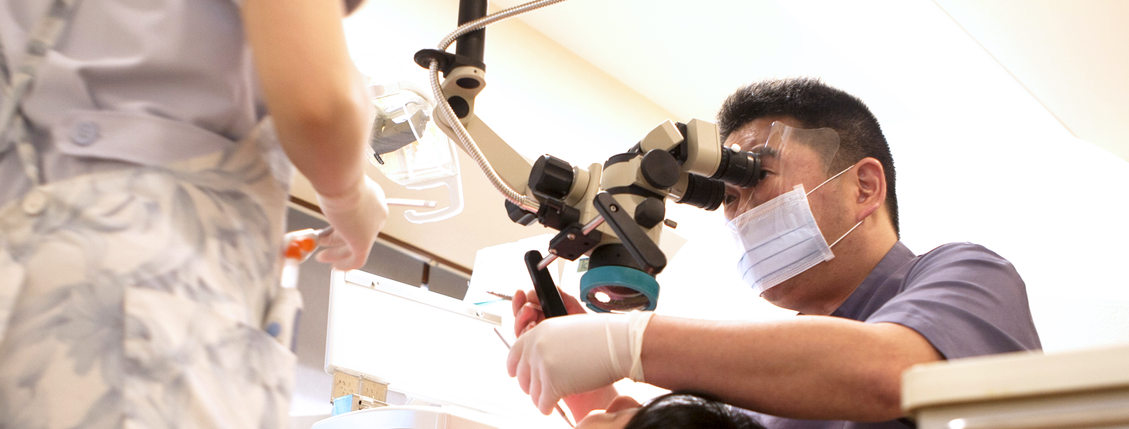 ①②診療風景 ③診療室