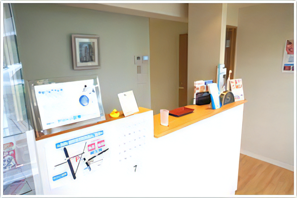 【府中駅 徒歩８分】土曜・日曜 診療対応／保育士 在籍】お子様にも保護者様にも優しい治療と環境を提供する あおい歯科