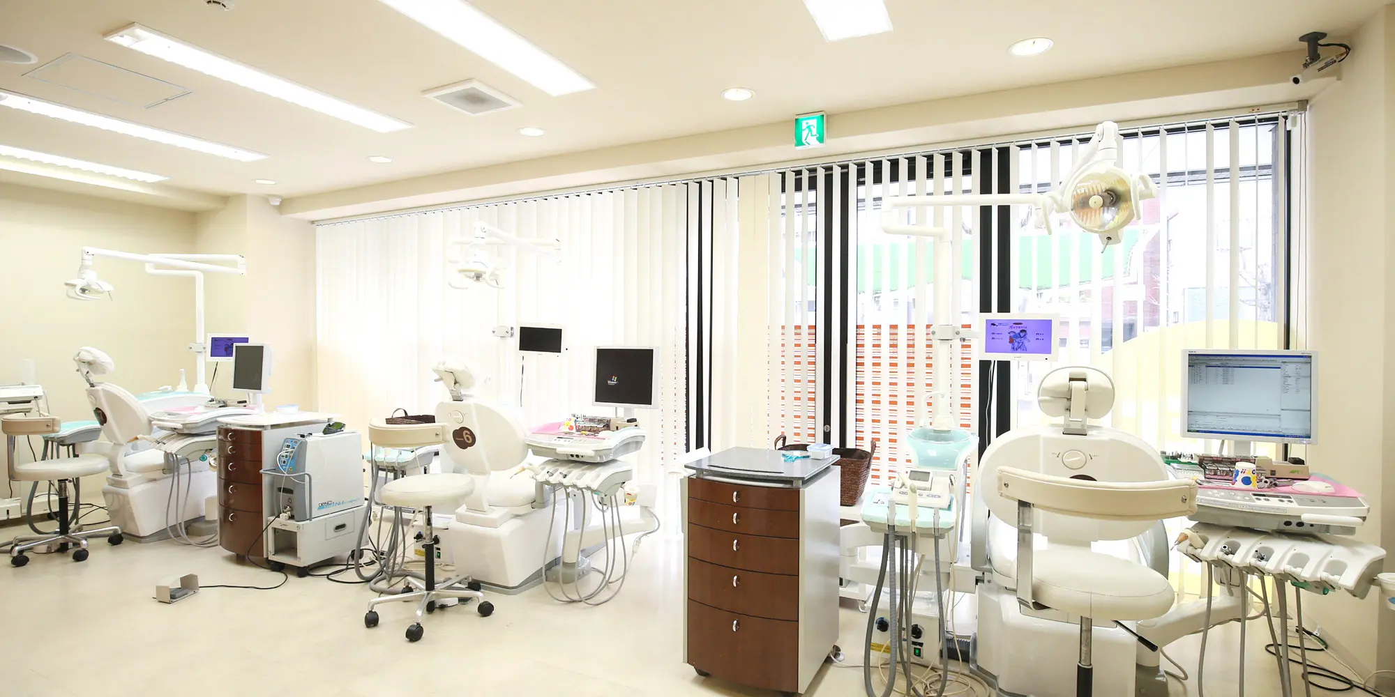 【芦原橋駅 徒歩3分】【年中無休】訪問診療や無痛治療にも対応し、患者様に寄り添う「たんぽぽ会歯科 あしはらばし院」