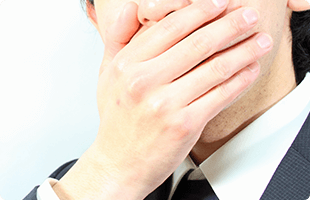 口臭を気にせず、明るい笑顔でコミュニケーションを楽しみましょう