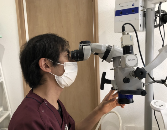歯科医師   石崎 秀隆の治療の様子