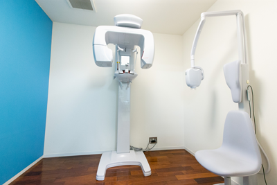 デジタルレントゲンや歯科用CTを完備しています