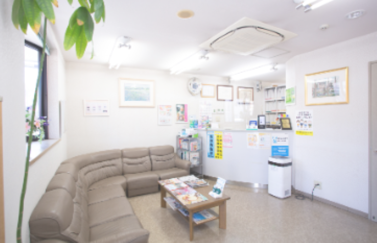 【堀ノ内駅から徒歩4分】入れ歯・補綴治療に強みを持つすどう歯科医院