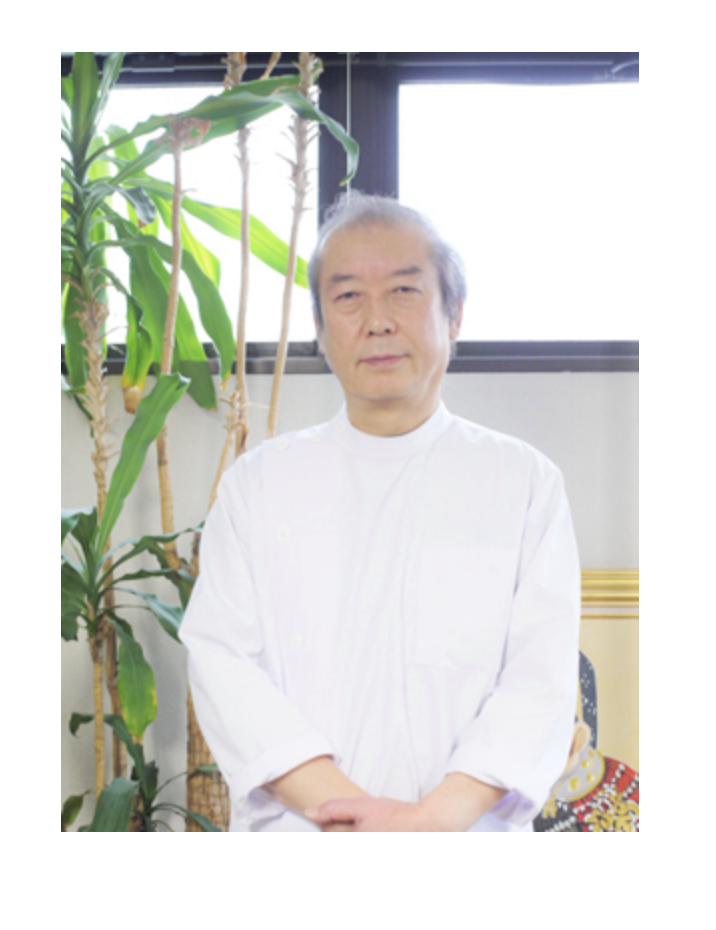 小岩井歯科医院の院長