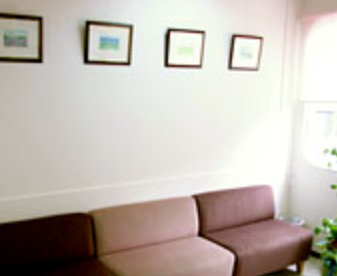 【土曜日診療対応】【東浅草 停留所 徒歩1分】「治療（cure）」に加え、「ケア（care）」を大切にし、予防から治療、アフターケアに至るまで、トータルでサポートする「佐藤歯科医院　今戸クリニック」