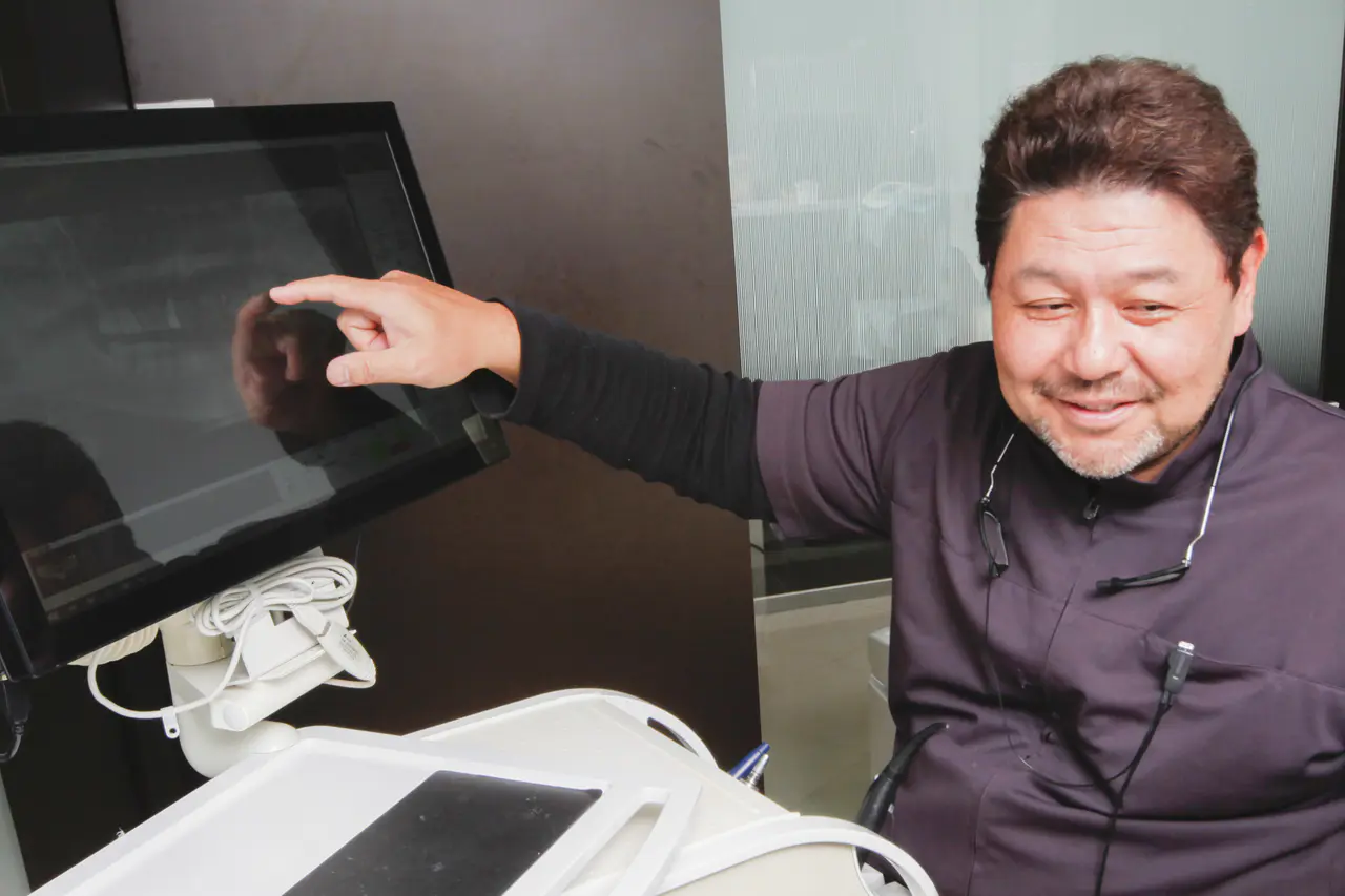 見た目の美しさだけでなく、機能性と噛み合わせを重視した審美歯科治療が行われています