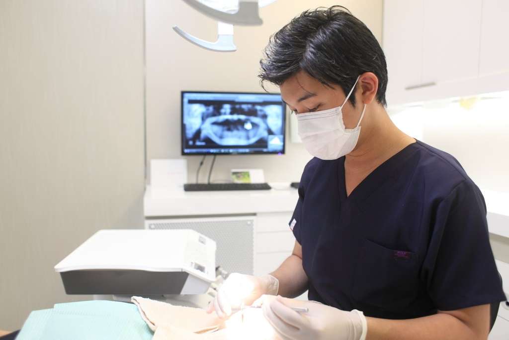 【歯冠修復、欠損補綴（虫歯）　三宅歯科クリニック自由が丘　三宅先生】